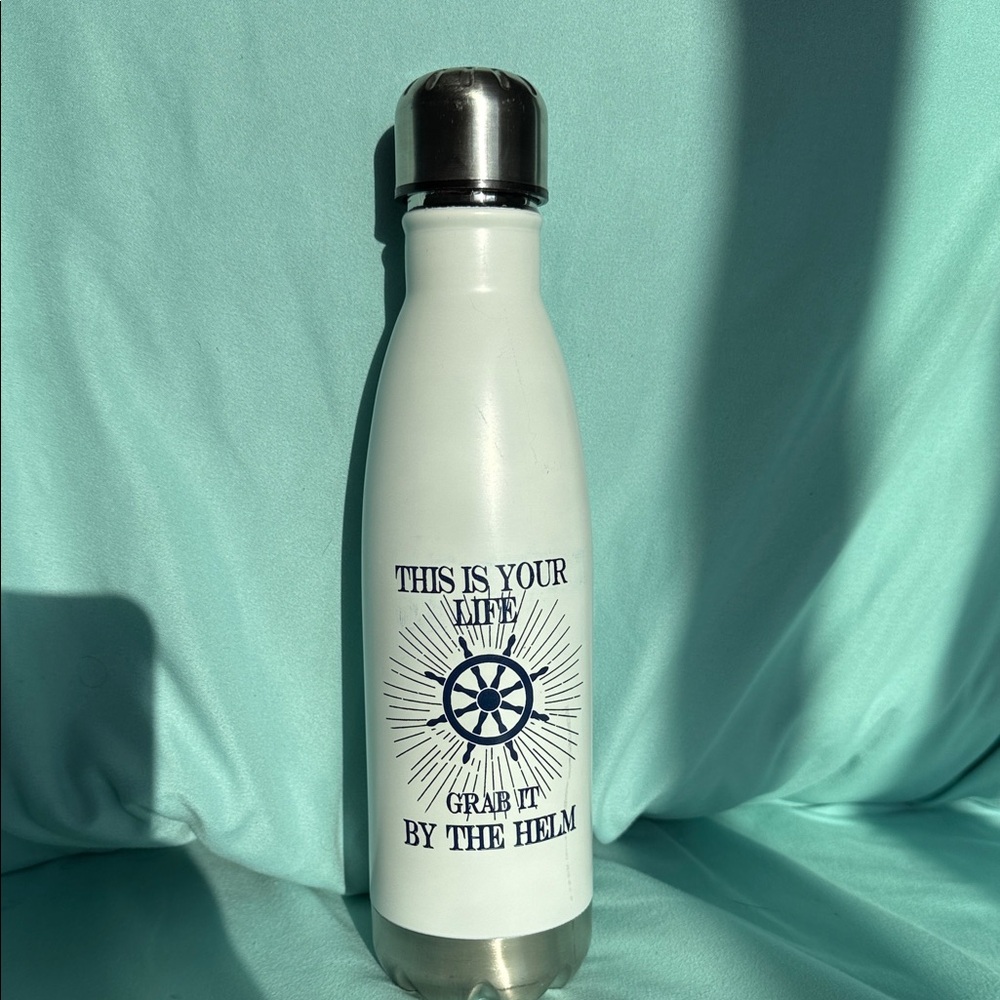 Brand New Pure Drinkware Boaters Drink Bottle